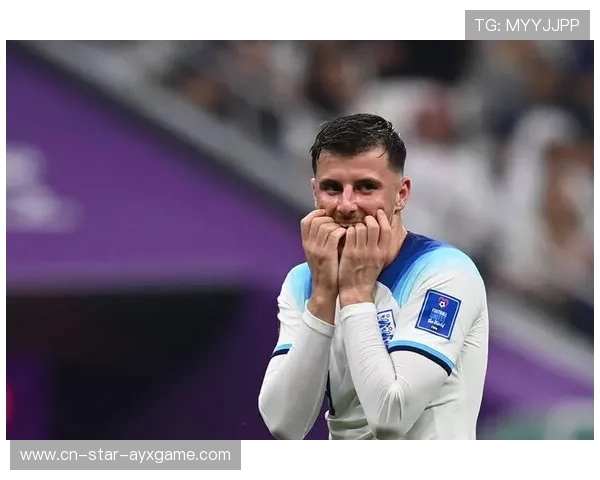 切尔西芒特精准传球撕裂防线